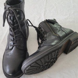 New BareTraps Women's Black Amysue Lace Up Boot, Cushioned, Side Zipper